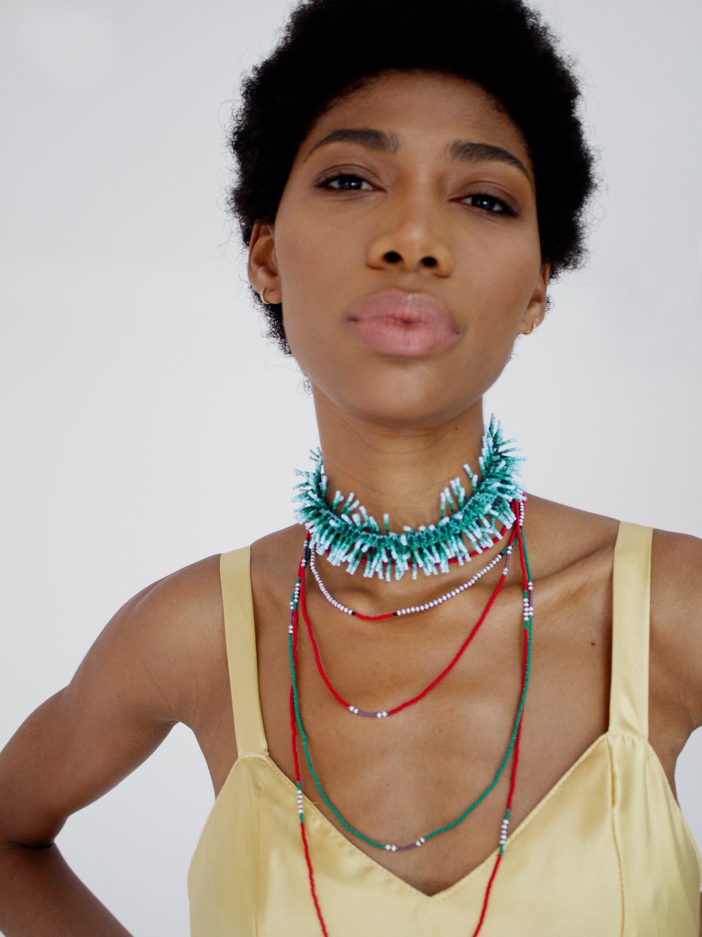 5 STRAND CHOKER BROWN/GREEN