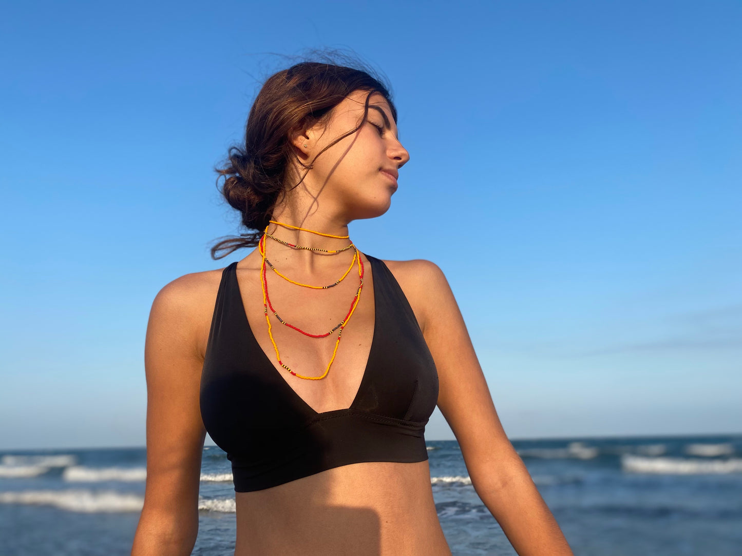 5 STRAND CHOKER ORANGE/RED